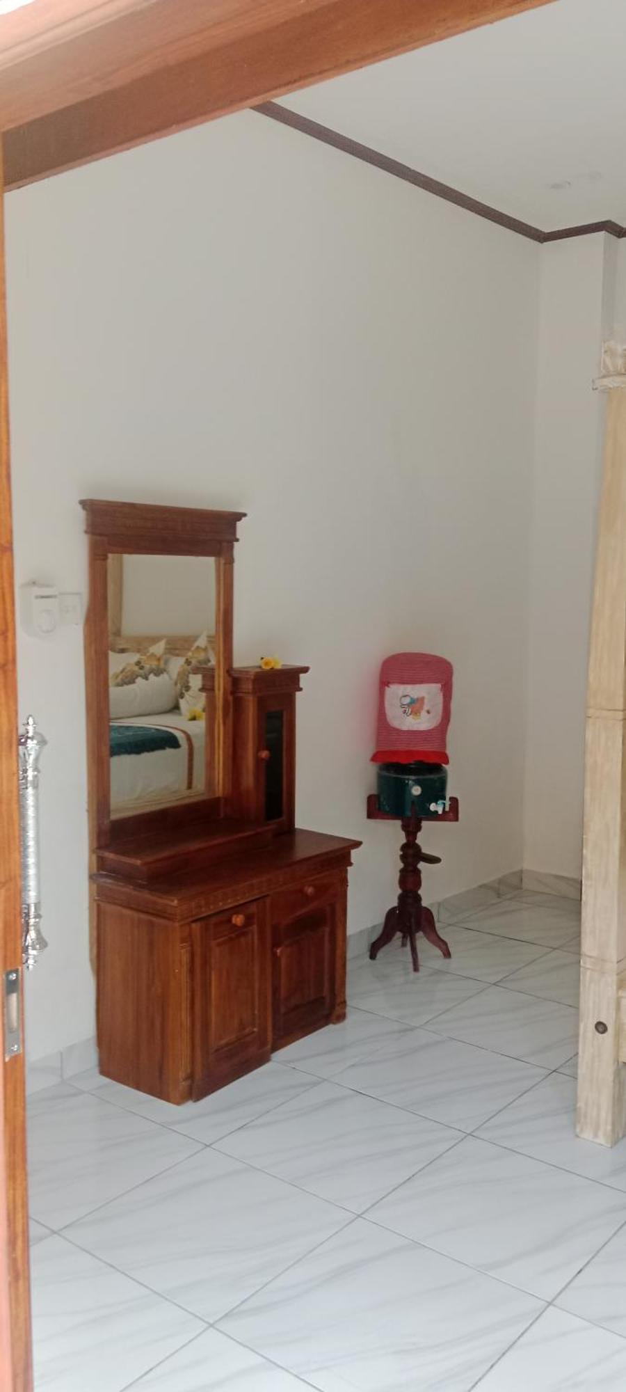 Beten Enjung Home Stay&Waroeng آميدْ المظهر الخارجي الصورة