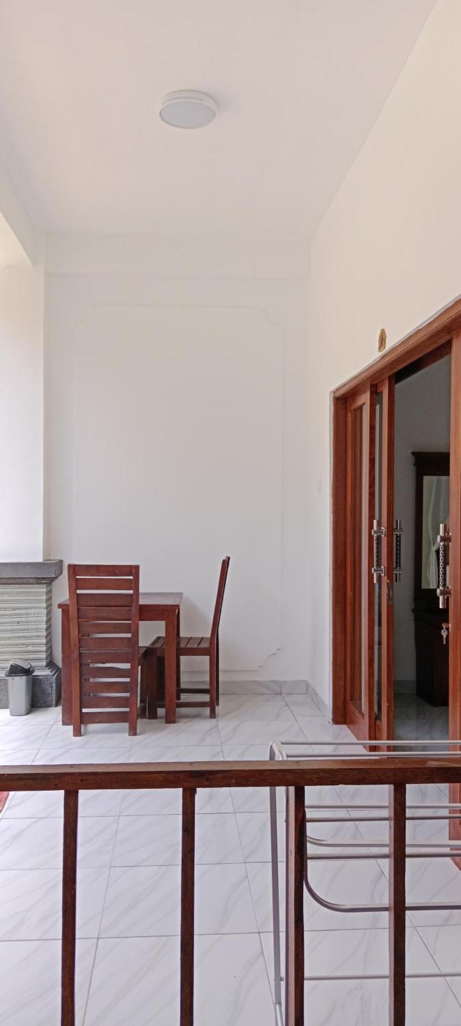 Beten Enjung Home Stay&Waroeng آميدْ المظهر الخارجي الصورة