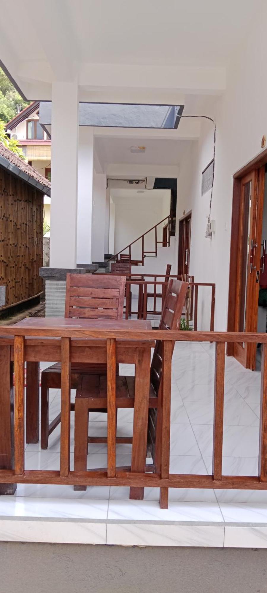 Beten Enjung Home Stay&Waroeng آميدْ المظهر الخارجي الصورة