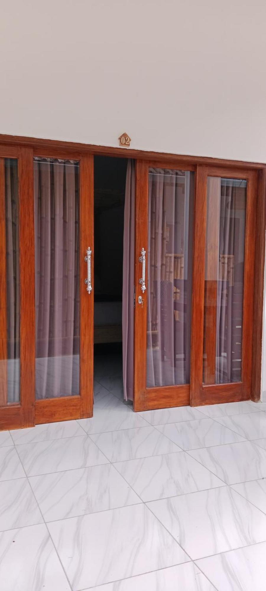 Beten Enjung Home Stay&Waroeng آميدْ المظهر الخارجي الصورة