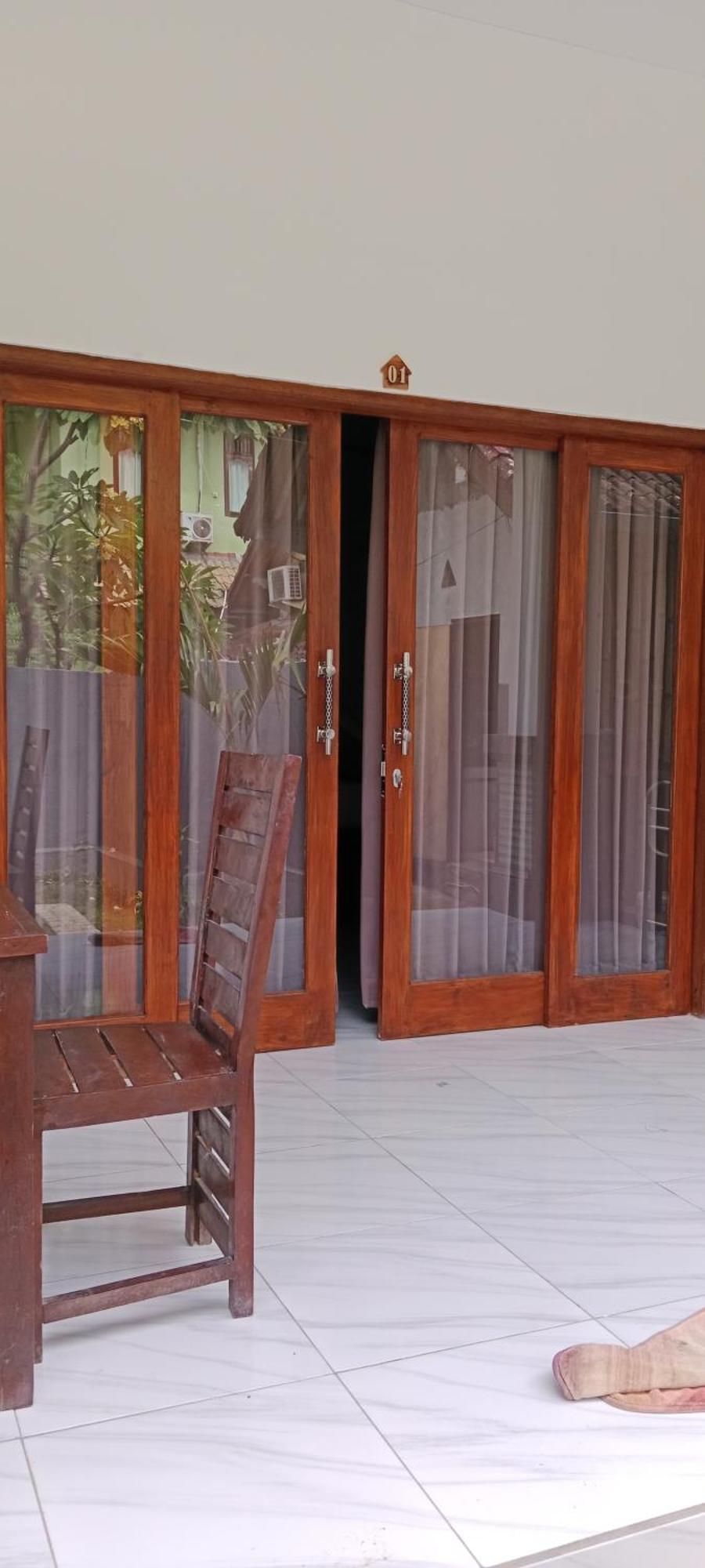 Beten Enjung Home Stay&Waroeng آميدْ المظهر الخارجي الصورة